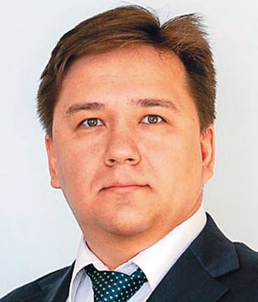  исполнительный  директор Центра экономического прогнозирования  Газпромбанка Айрат Халиков