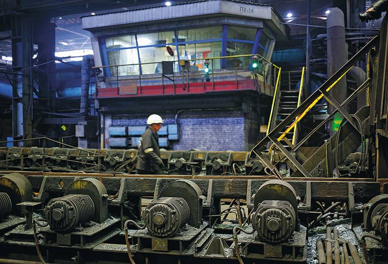 ЯРОСЛАВ БЕЛЯЕВ/ТАСС Более или менее крупные предприятия сегодня строят свои собственные электростанции, чтобы сэкономить  на электроэнергии