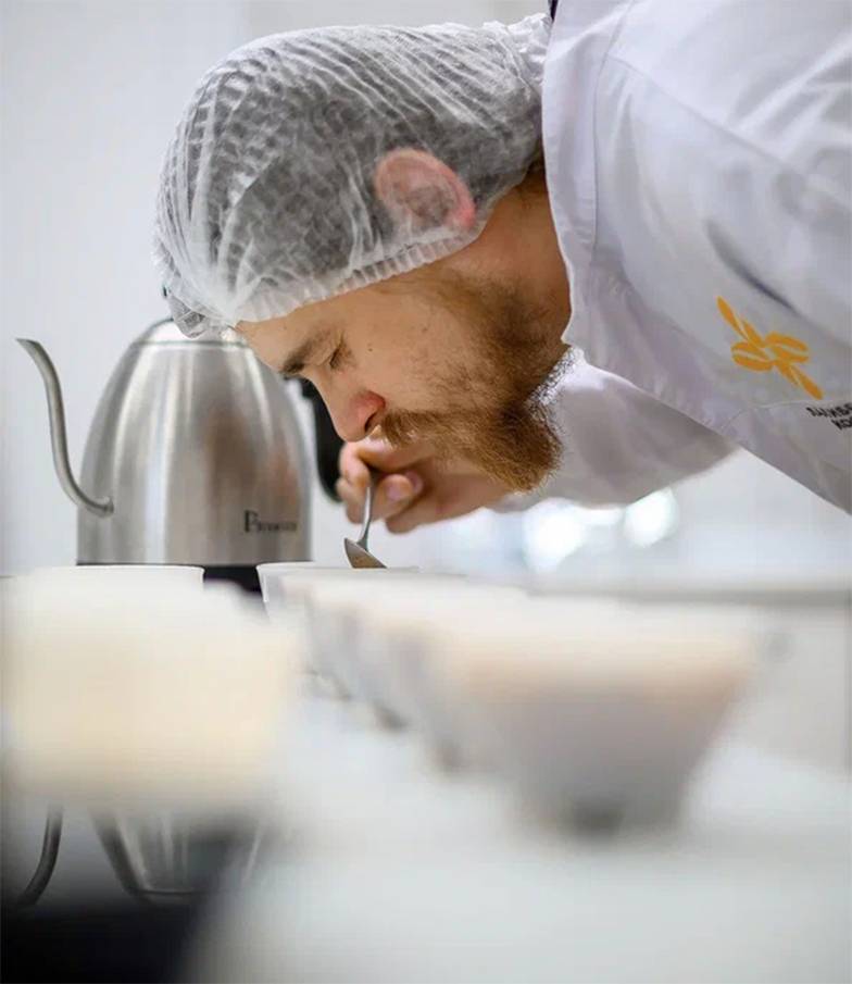 Фото предоставлено компанией «Лалибела Кофе» АРАБИКА ДАЕТ КОФЕ  АРОМАТИКУ И ВКУСОВЫЕ  ОТТЕНКИ, А РОБУСТА — ОСНОВУ, КРЕПОСТЬ НАПИТКА