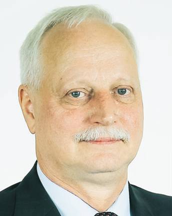  Директор по управлению персоналом Группы Синара Николай Колбин