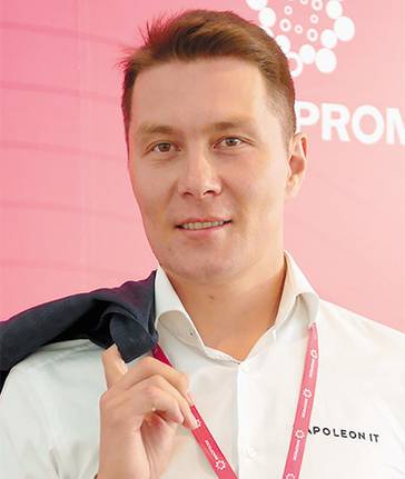 ДМИТРИЙ МАКУРИН Руслан Ахтямов: «Раньше российский интеллектуальный капитал был заточен на коммуникации с американскими и западноевропейскими сообществами, теперь  в борьбу за этот ресурс вступят другие регионы мира»