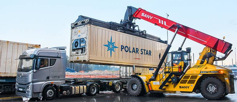  Рыба в рефконтейнерах без перетарок едет к заказчикам разными видами транспорта, в том числе автомобильным