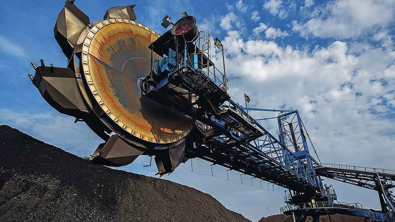 ПРЕДОСТАВЛЕНО АО «ДАЛЬТРАНСУГОЛЬ» Инфраструктура дальневосточных угольных портов в значительной степени проинвестирована самими угольными компаниями. На фото: терминал АО «Дальтрансуголь» в Ванино