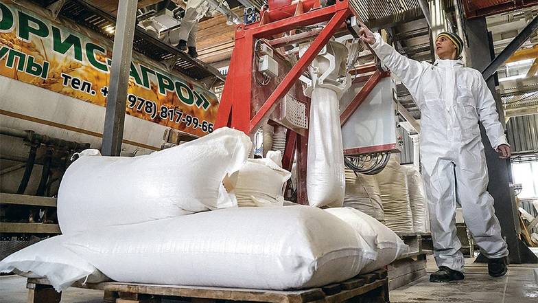 ТАСС Производственные мощности мукомолов загружены на 50%
