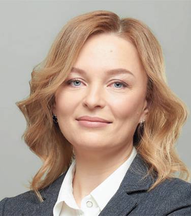  Директор сети офисов Райффайзенбанка в Екатеринбурге  Ольга Маутер