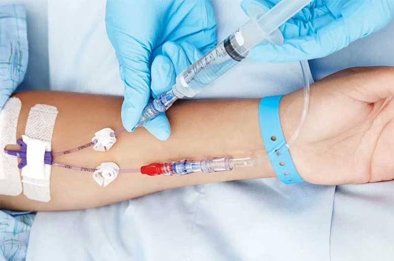  Как правило, процедура включает в себя комплекс из трех–пяти препаратов,  которые вводятся в определенной последовательности. Это дает синергетический  эффект от их применения