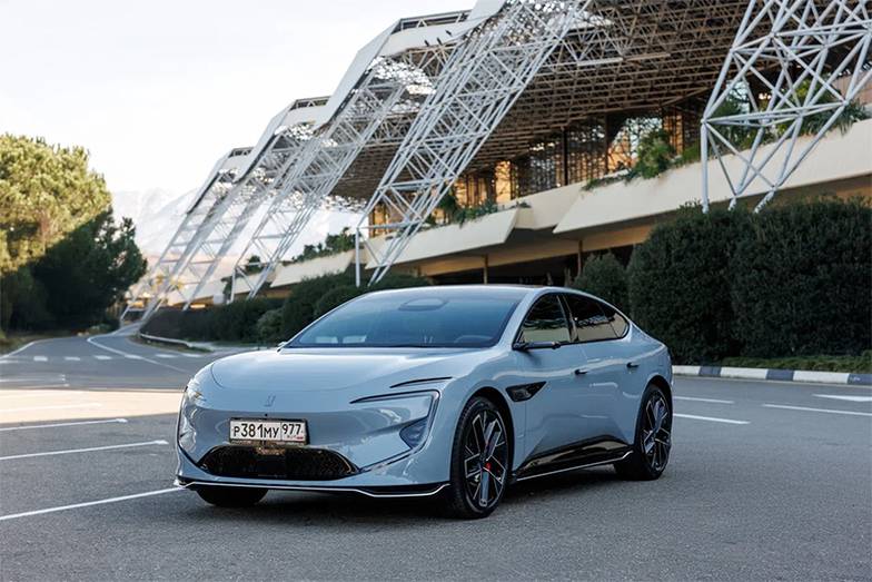 Предоставлено AVATR CARS 