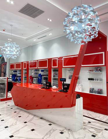 torgkomplekt.ru Магазин сувениров, аксессуаров и одежды "Гонки" в ТРЦ "Остров мечты" рис