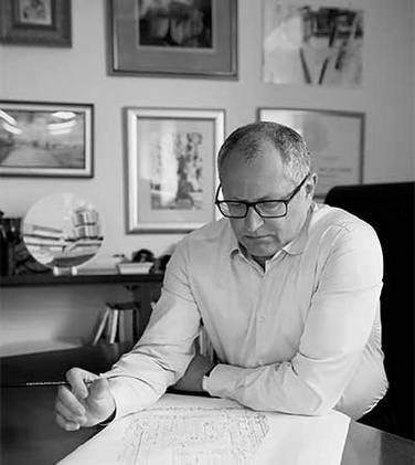 ИЗ ЛИЧНОГО АРХИВА Результатом юридически безупречной  работы архитектора может стать  серое, невыразительное произведение