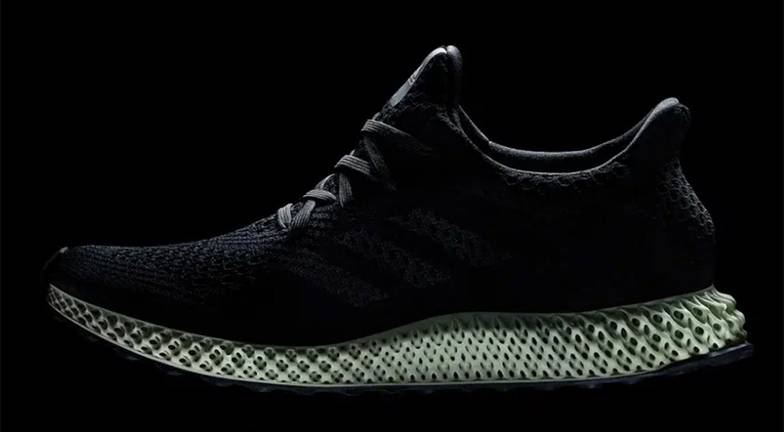  Кроссовки из принтера с «волшебными» подошвами, которые имеют 20 тыс. решеток. До сих пор непонятно,  это маркетинговый ход Adidas или инновация, меняющая наше представление о комфорте и скорости