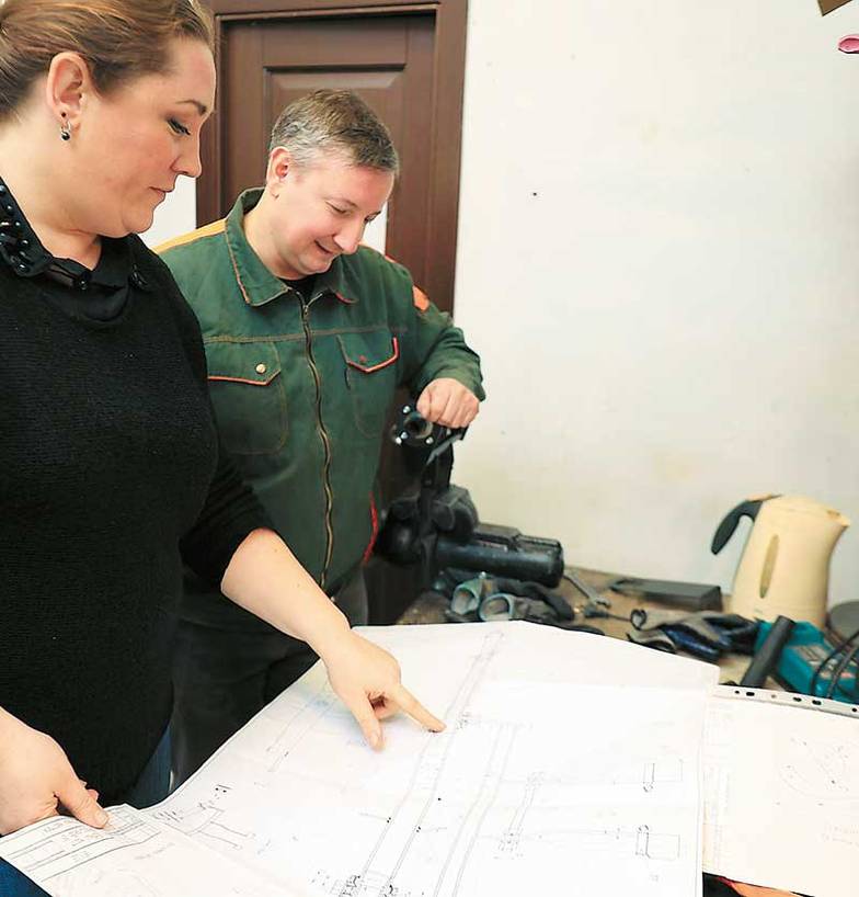 ДЕНИС ПОЛУЭКТОВ 