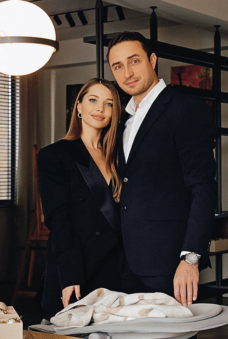 фото Артема Бобина Александр Горин с автором и вдохновителем идеи  строительства завода — своей женой