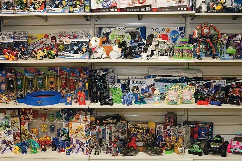  Основной ассортимент игрушек в компании «Гулливер» — это эксклюзивные, брендовые игрушки, которые имеют медийную основу