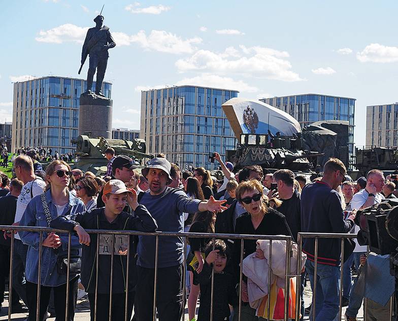 Елена Горбачева 