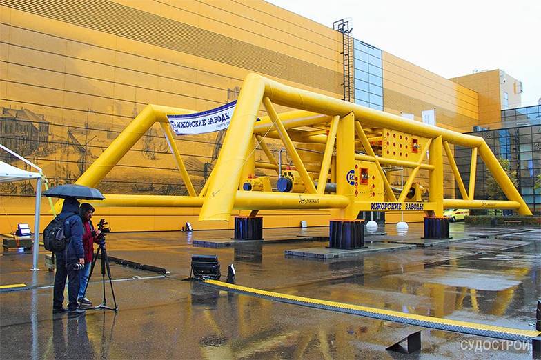  «Ижорские заводы» первыми в России осваивают производство манифольдов — центральных узлов трубопроводной арматуры подводных добычных комплексов,  предназначенных для работы на глубоководных шельфовых месторождениях углеводородов. Это оборудование будет использовано при разработке глубоководного Южно Киринского нефтегазоконденсатного месторождения