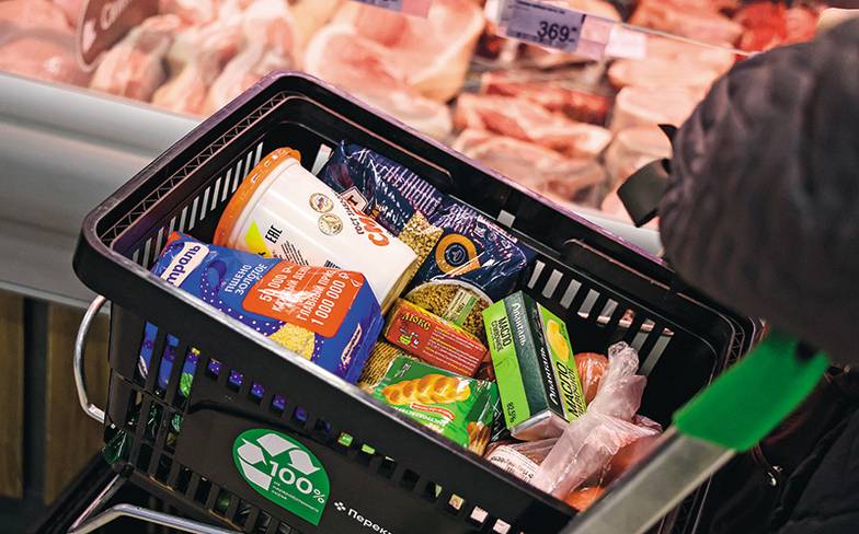 АНТОН НОВОДЕРЕЖКИН/ТАСС Сколько было у инвестора расписок X5 Group, столько он получит акций «КЦ Икс 5». Потом «КЦ Икс 5» будет преобразован в ПАО и залистингован на Мосбирже