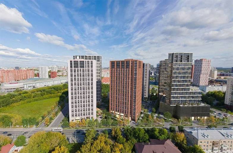  В топ-20 высотных зданий России вне столичного региона на Екатеринбург приходится 12 объектов. Современный жилой комплекс «Никольский» — ансамбль из шести  высотных башен, состоящих из 26, 28 и 30 этажей