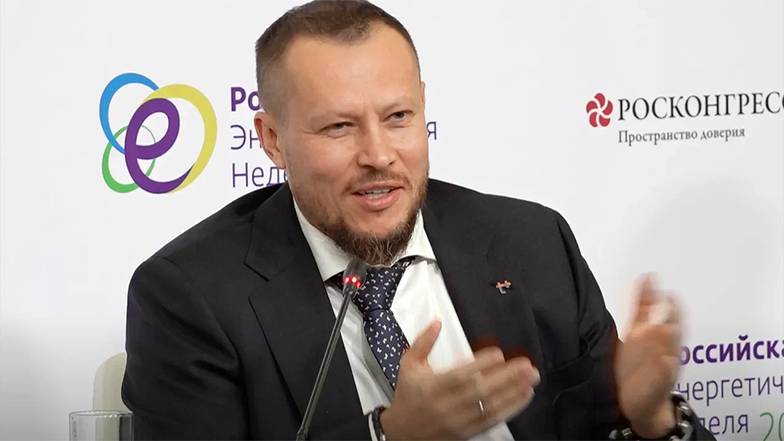 САЙТ RUSENERGYWEEK По мнению Павла Сниккарса, мы еще долго не сможем покупать иностранное оборудование