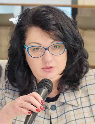  директор екатеринбургского филиала  ООО «Балтийский лизинг» Лариса Гартвич