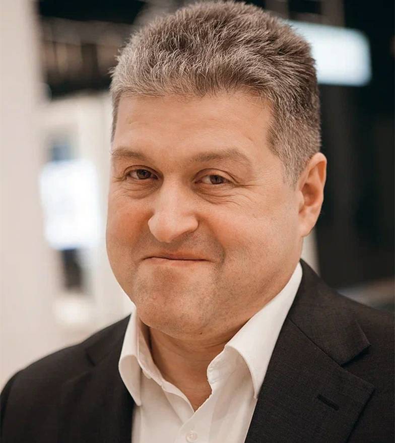 ОЛЕГ СЕРДЕЧНИКОВ Генеральный директор SR Consulting, экс-заместитель директора Национального депозитарного центра Мосбиржи и глава инвестиционного блока Альфа-банка Денис Соловьев