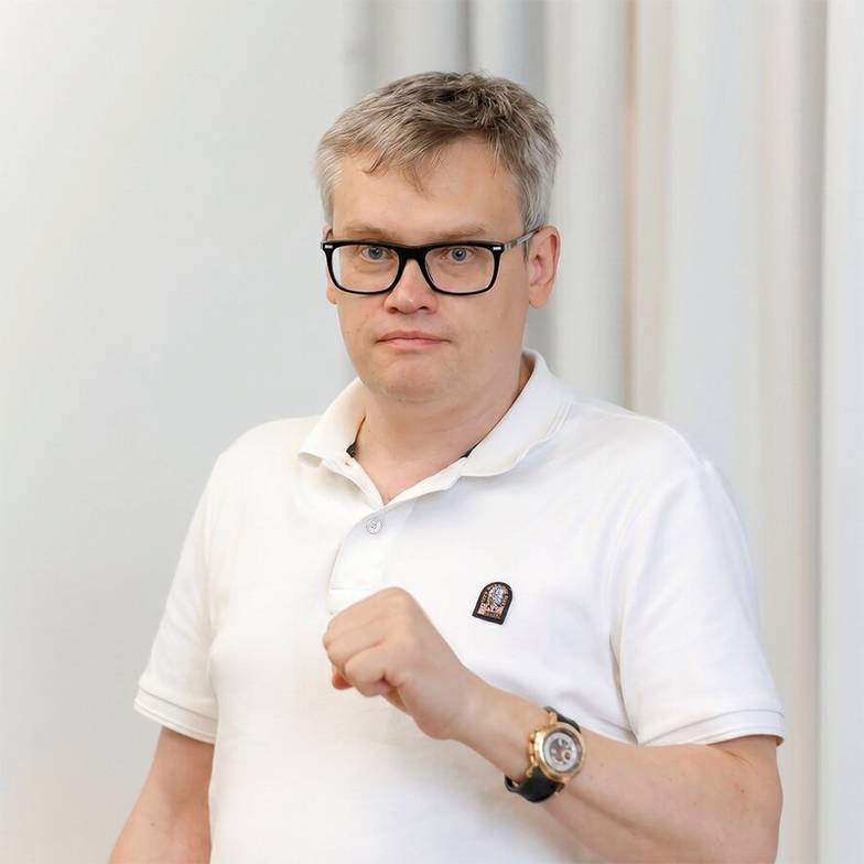  Анатолий Корсаков, генеральный директор  компании «Трамплин  Электроникс»