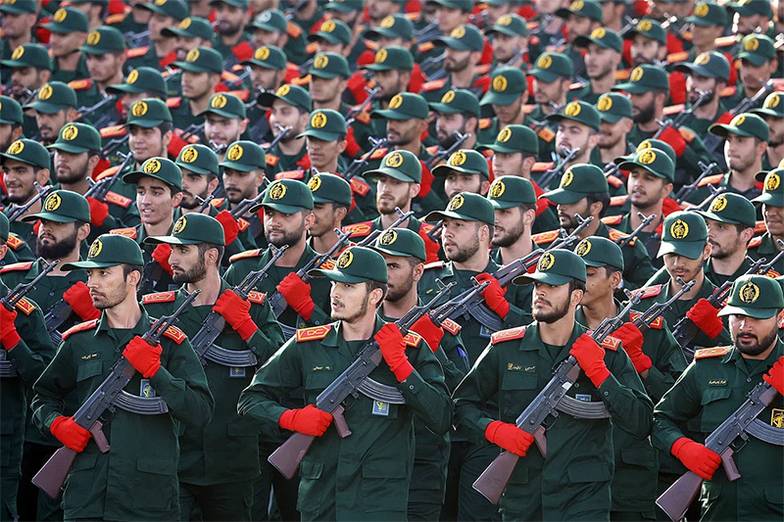 EPA/ABEDIN TAHERKENAREH Корпус стражей Исламской революции фактически завершает долгий переход от статуса защитника режима  к роли его непосредственного оператора