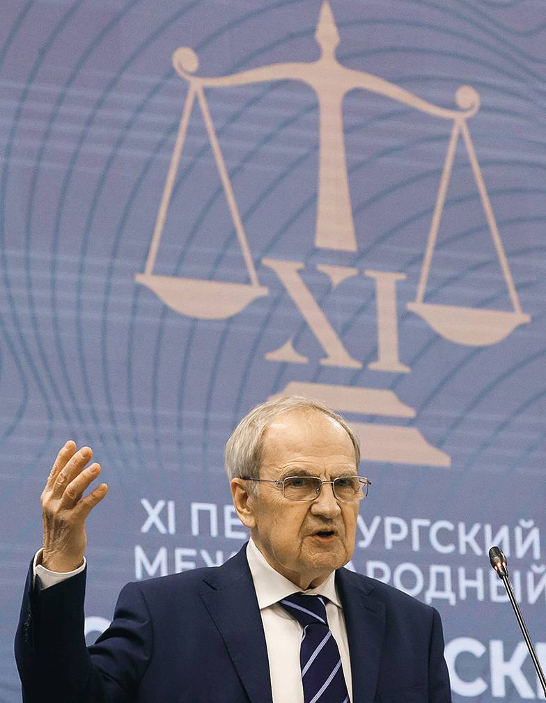 TASS Глава КС России Валерий Зорькин против наделения ИИ правосубъектностью