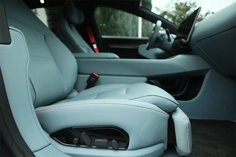 Предоставлено AVATR CARS 