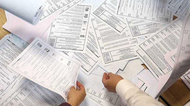 Регионы не смогли выбрать между КПРФ и ЛДПР