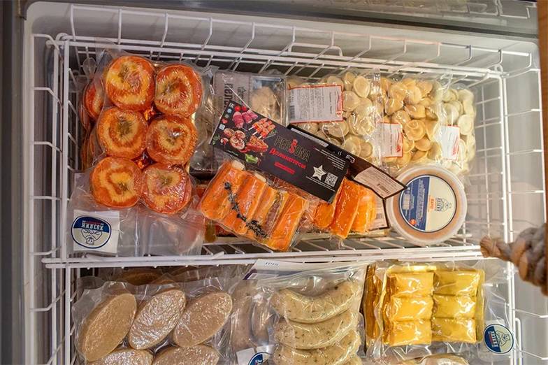 предоставлено компанией «Азбука Севера» Разнообразие переработанной продукции удается обеспечить за счет поиска уникальных производителей в регионах
