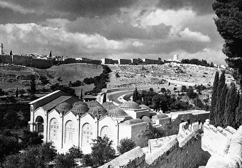 АP PHOTO Картина Николая Рериха «Армагеддон»