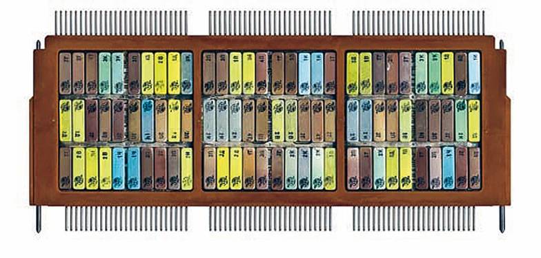  Первый в мире авиационный бортовой компьютер «Гном», сделанный на основе первой советской микросхемы