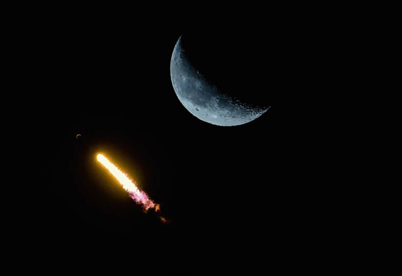 TASS Запуск ракеты-носителя Falcon 9