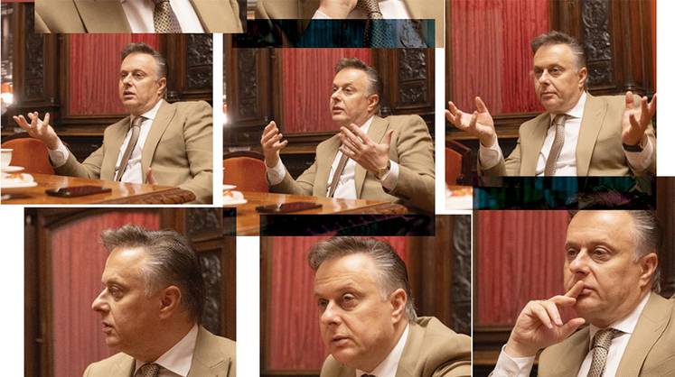 Кирилл Крок: «Театр не может жить от победы к победе»