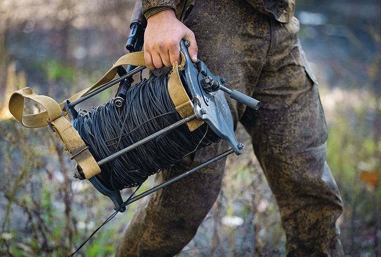 СТАНИСЛАВ КРАСИЛЬНИКОВ/ТАСС Связисты в зоне СВО
