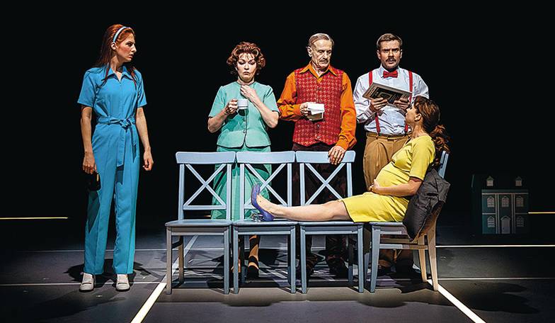 ПРЕДОСТАВЛЕНО ПРЕСС-СЛУЖБОЙ ТЕАТРА НАЦИЙ «Любовницы» — спектакль Светланы Земляковой в Театре Наций