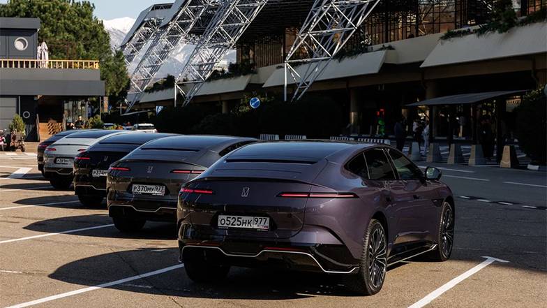 Предоставлено AVATR CARS 