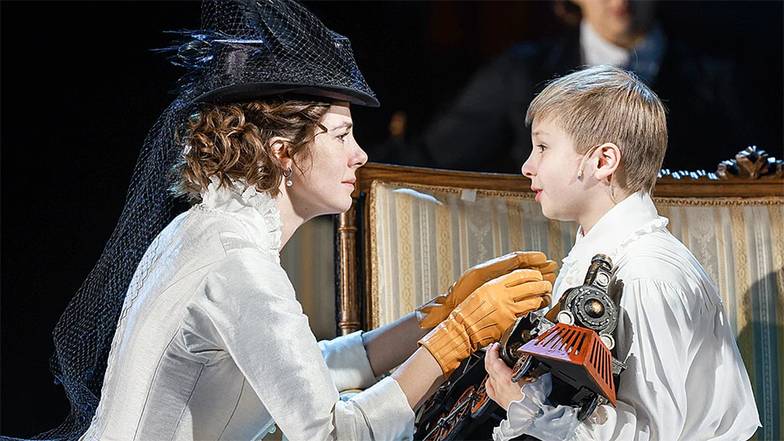  Актриса Полина Долинская (Анна Каренина) во время пресс-показа спек такля «Анна Каренина» в Государственном Академическом Малом театре