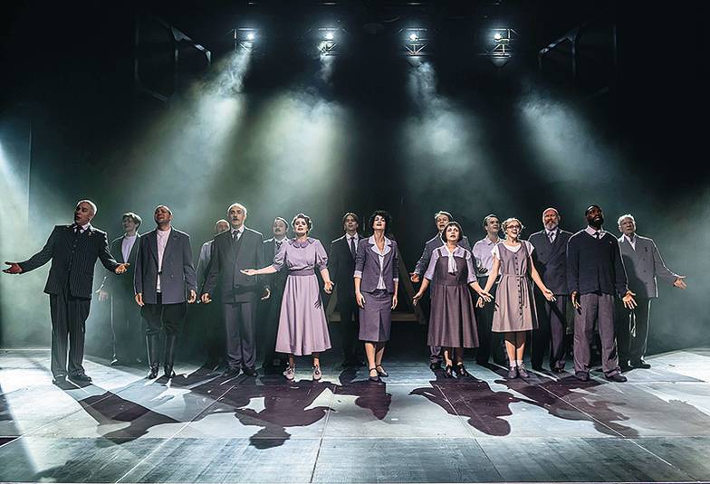 ПРЕСС-СЛУЖБА НАЦИОНАЛЬНОГО ДРАМАТИЧЕСКОГО ТЕАТРА РОССИИ (АЛЕКСАНДРИНСКОГО ТЕАТРА) Режиссер спектакля «Мейерхольд. Чужой театр» Валерий Фокин