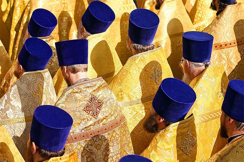 АРТЕМ ГЕОДАКЯН/ТАСС Иван Мыздриков: «Важно, чтобы и церковь, и психология вносили гуманизирующую ноту: чтобы храм оставался пространством поддержки, а не дополнительного ужаса.  Пространством, где человек может выдыхать даже в неопределенности»