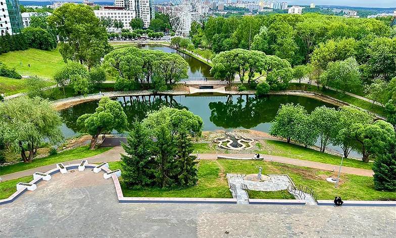 Фото предоставлено пресс-службой губернатора Кировской области К празднованию 650-летия Кирова город обновился и преобразился: было отремонтировано более тысячи объектов, построено несколько новых парков, памятников и фонтанов