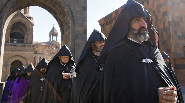 Горькая битва за армянскую душу