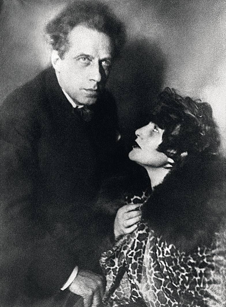 TASS Всеволод Мейерхольд и его жена Зинаида Райх