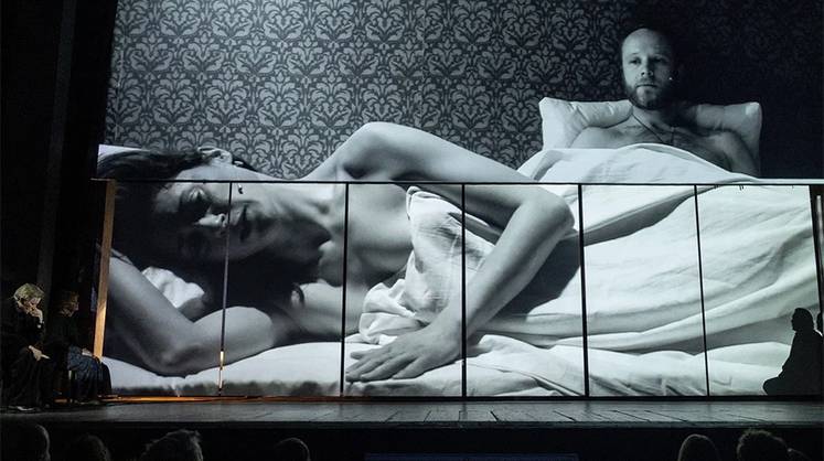 Дядя Ваня меняет профессию