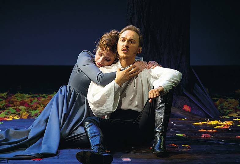 предоставлено пресс-службой  Театра имени Вахтангова Дмитрий Соломыкин и Анастасия Джентилини, «Выстрел»