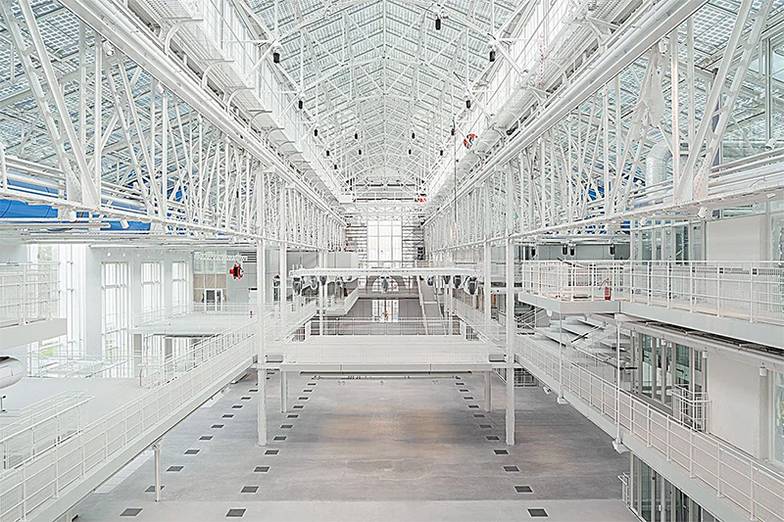  Ренцо Пьяно. Культурный центр ГЭС-2. Москва, Россия