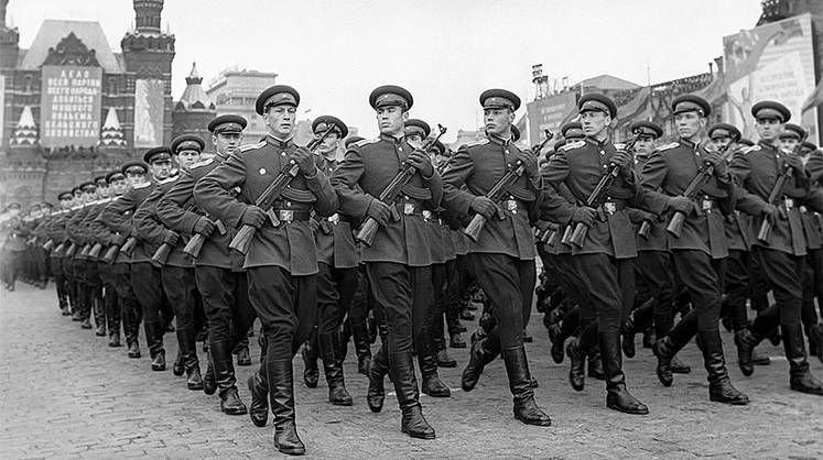 Несокрушимая и легендарная: сквозь реформы, огонь и воду
