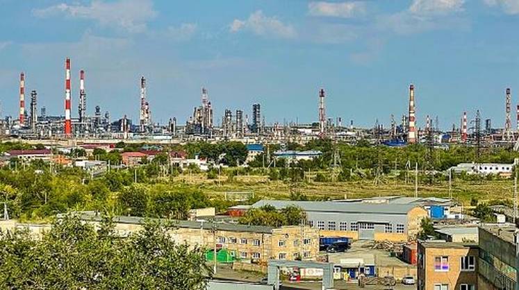Оренбургский губернатор: ремонт Орского НПЗ может занять до шести месяцев
