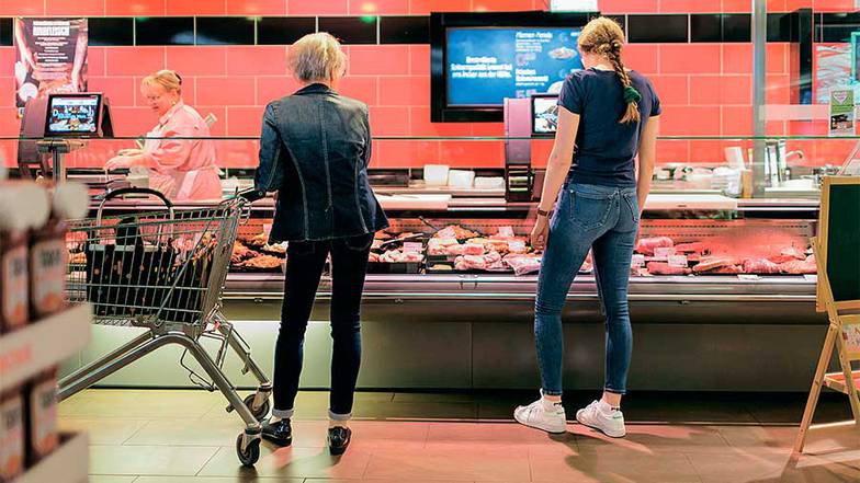 TASS Потребительский спрос, вопреки дискурсу в СМИ, и не думал опускаться на дно