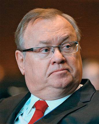 ВЕДОМОСТИ/ТАСС Глава ВТБ Андрей Костин ожидает 400 млрд рублей чистой прибыли по итогам 2023 года